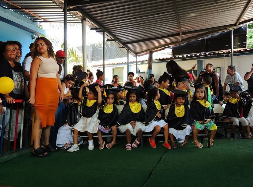 Formatura das crianças da Creche Gente Inocente